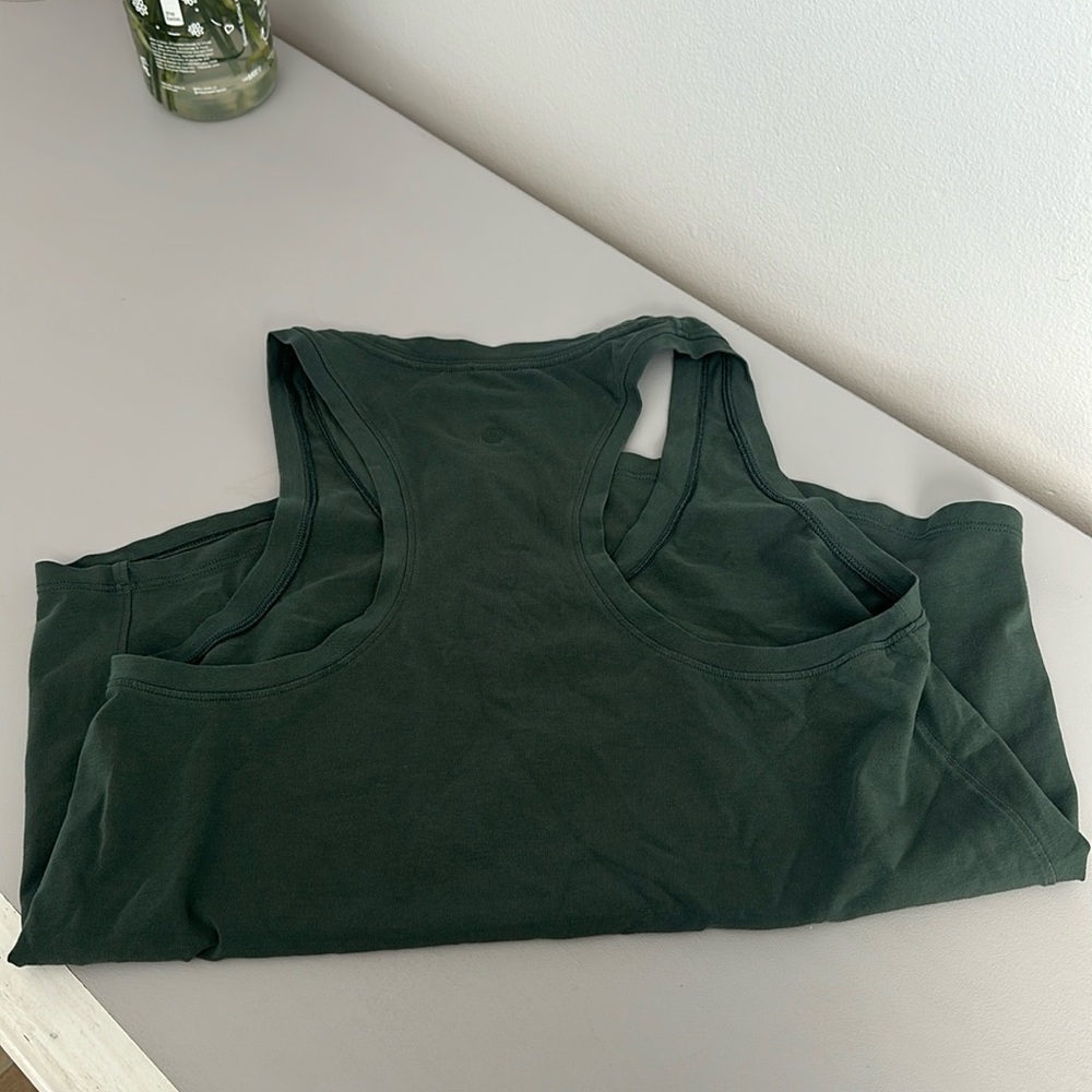 Lululemon active tank